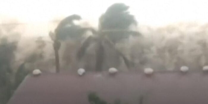 Berita Detik-detik Topan Super Fung-wong Terjang Permukiman Pesisir Filipina