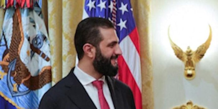 Berita Momen Perdana Presiden Suriah Masuk Gedung Putih & Temui Trump