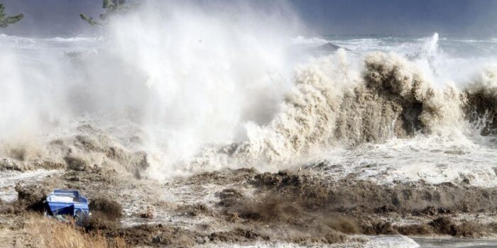 Berita Gempa M 6,7 Guncang Jepang, Peringatan Tsunami Dikeluarkan Berita Gempa M 6,7 Guncang Jepang, Peringatan Tsunami Dikeluarkan