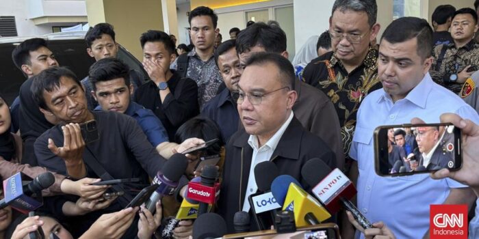 Berita Terduga Pelaku Ledakan SMA 72 Jalani Operasi, Usia 17 Tahun Berita Terduga Pelaku Ledakan SMA 72 Jalani Operasi, Usia 17 Tahun