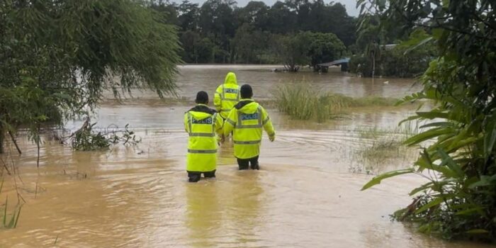 Berita Negara Tetangga RI Siaga, Waspada Dikepung Hujan Lebat & Banjir