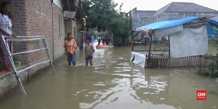 Berita Ratusan Rumah di Subang Masih Terendam Banjir
