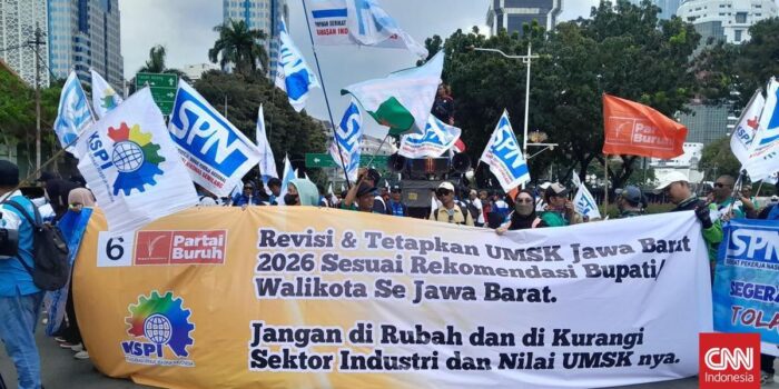 Berita Buruh Demo di Jakarta Protes Dedi Mulyadi soal Kenaikan UMSK Jabar
