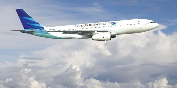 Berita Garuda Bantah Kabar Awak Kabin Patah Tulang saat Turbulensi di Sydney
