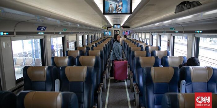 Berita 35 KA Berhenti Luar Biasa di Stasiun Lempuyangan saat Tahun Baru 2026