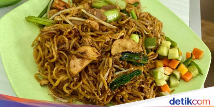 Pahami- 3 Resep Mie Goreng Gampang tapi Nikmat, Ada yang Pakai Topping Kangkung Pahami- 3 Resep Mie Goreng Gampang tapi Nikmat, Ada yang Pakai Topping Kangkung