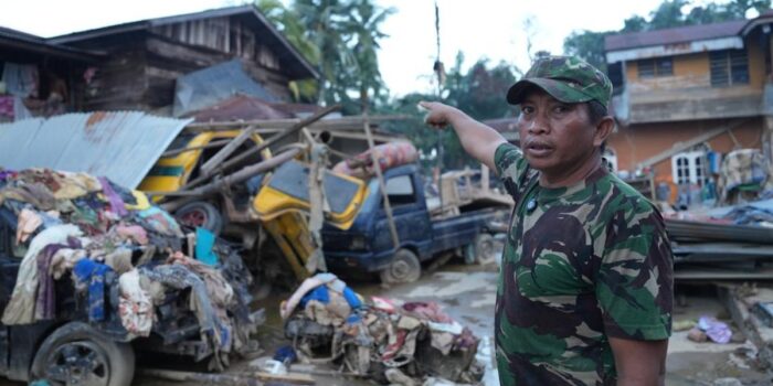 Berita Anggota TNI yang Selamatkan 20 Warga
