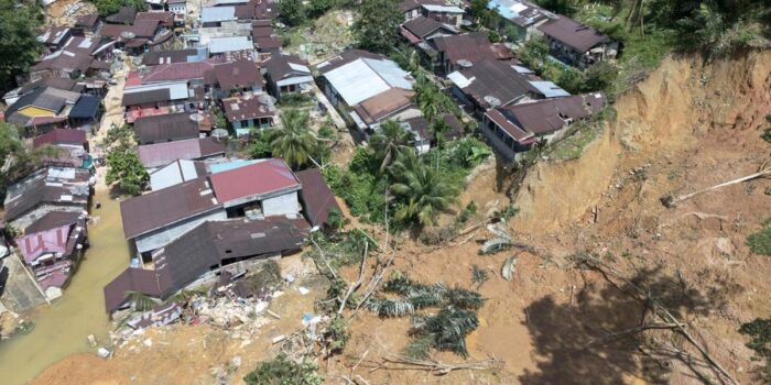 Berita Longsor Susulan Putus Akses Jalan di Taput, Evakuasi Masih Berjalan