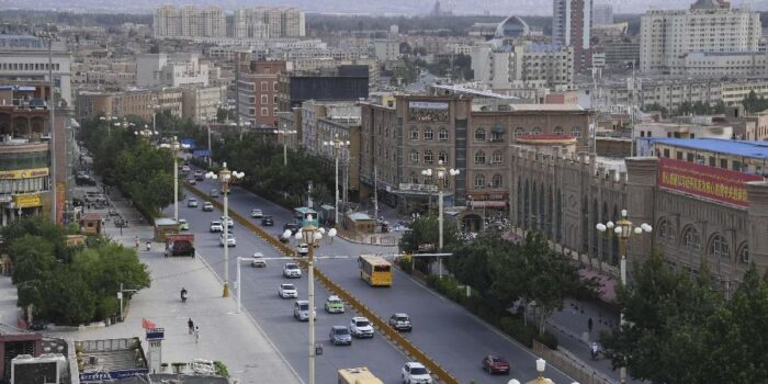 Berita Gempa Besar M 6 Guncang Kampung Etnis Uighur di China Berita Gempa Besar M 6 Guncang Kampung Etnis Uighur di China