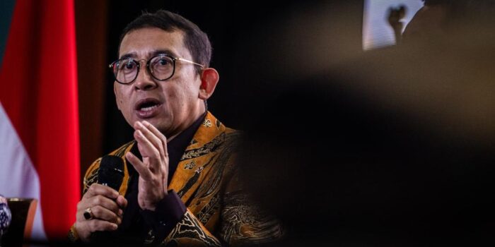 Berita Fadli Zon Luncurkan Buku Sejarah Indonesia Versi Terbaru, Ada 10 Jilid Berita Fadli Zon Luncurkan Buku Sejarah Indonesia Versi Terbaru, Ada 10 Jilid