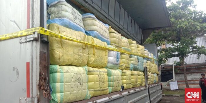 Berita 2 WN Korsel Bisnis Thrifting di Bali 5 Tahun, Total Transkasi Rp669 M Berita 2 WN Korsel Bisnis Thrifting di Bali 5 Tahun, Total Transkasi Rp669 M