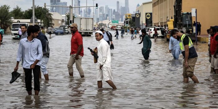 Berita Hujan Deras, Dubai Dilanda Banjir