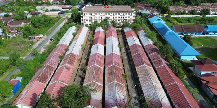 Berita Kebut Huntara Korban Banjir Sumatra, Petugas Kerja 18 Jam per Hari