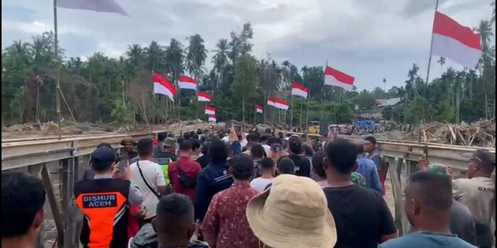 Berita Media Arab Soroti RI Menampik UEA Cs Bantu Korban Banjir Sumatra Berita Media Arab Soroti RI Menampik UEA Cs Bantu Korban Banjir Sumatra