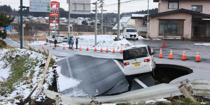 Berita Jepang Cabut Peringatan Tsunami usai Gempa M 6,7