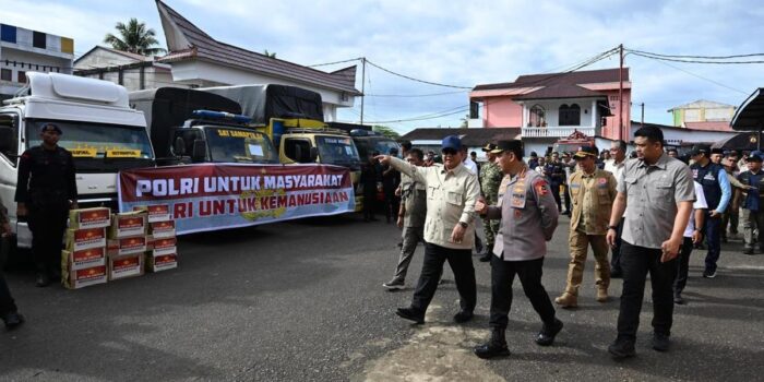 Berita Prabowo Siap Tambah Anggaran, TNI-Polri Dibackup Tangani Bencana Berita Prabowo Siap Tambah Anggaran, TNI-Polri Dibackup Tangani Bencana