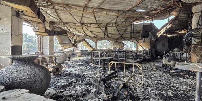 Berita Kebakaran Klub Malam Tewaskan 25 Orang di India