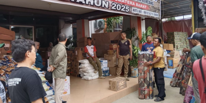 Berita Kemenbud Salurkan Bantuan Sekaligus Cek Kondisi Cagar Budaya di Sumbar