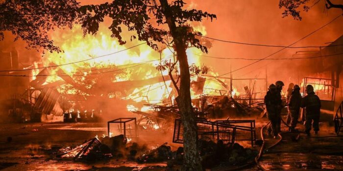 Berita 6 Anggota Polri Jadi Tersangka Pengeroyokan Mata Elang hingga Tewas Berita 6 Anggota Polri Jadi Tersangka Pengeroyokan Mata Elang hingga Tewas