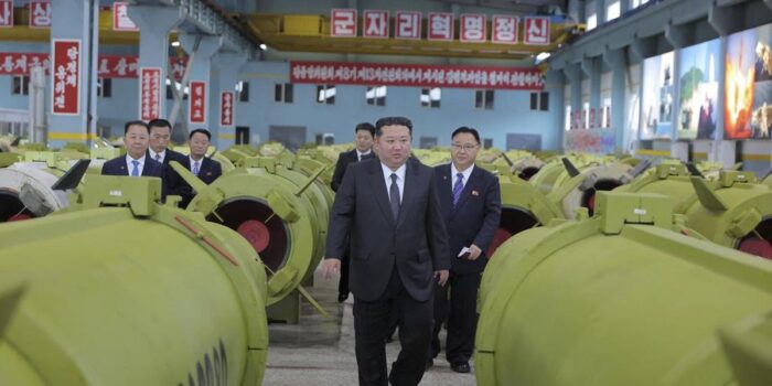 Berita Kim Jong Un Pantau Langsung Uji Coba Rudal Jelajah Jelang Akhir Tahun