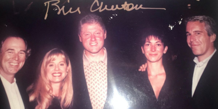 Berita Koleksi Foto Jeffrey Epstein Dirilis, Ada Trump Hingga Bill Clinton Berita Koleksi Foto Jeffrey Epstein Dirilis, Ada Trump Hingga Bill Clinton