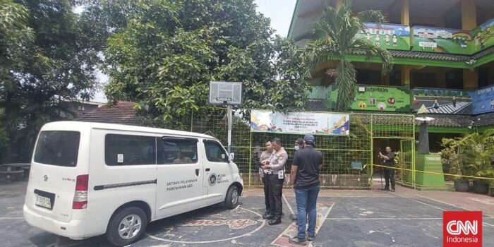 Berita Siswa SD Ditabrak Mobil SPPG saat Belajar Membaca di Lapangan Sekolah Berita Siswa SD Ditabrak Mobil SPPG saat Belajar Membaca di Lapangan Sekolah
