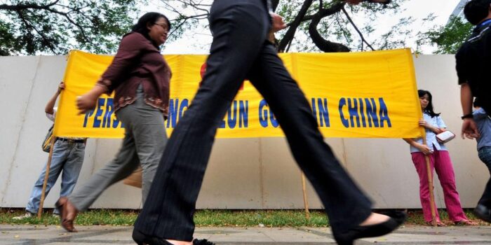 Berita Parlemen Kanada Desak China Berhenti Intimidasi Falun Gong