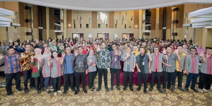 Berita Tekan Kemiskinan, Wabup Klaten Dorong Sinergi TKPK Kecamatan-Desa Berita Tekan Kemiskinan, Wabup Klaten Dorong Sinergi TKPK Kecamatan-Desa