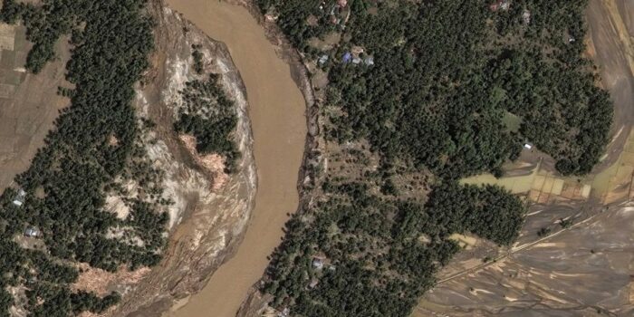 Berita Aceh Singkil Terima Bantuan Lewat Perahu, Aceh Tamiang Bisa Dilewati