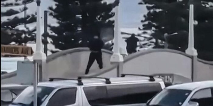 Berita Kata-kata Ahmed Sebelum Aksi Heroik Rebut Senapan Penembak di Sydney Berita Kata-kata Ahmed Sebelum Aksi Heroik Rebut Senapan Penembak di Sydney