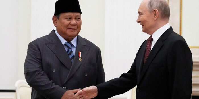 Berita Bertemu Prabowo di Moskow, Putin Janji Kunjungi RI