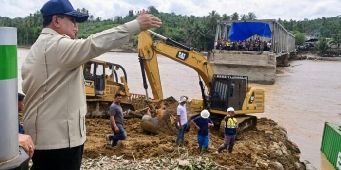 Berita Jangan Cari Keuntungan di Tengah Penderitaan Rakyat