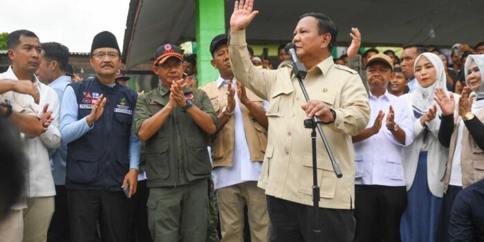 Berita Prabowo Usai 2 Hari Tinjau Lokasi Bencana Sumatra: Keadaan Terkendali Berita Prabowo Usai 2 Hari Tinjau Lokasi Bencana Sumatra: Keadaan Terkendali