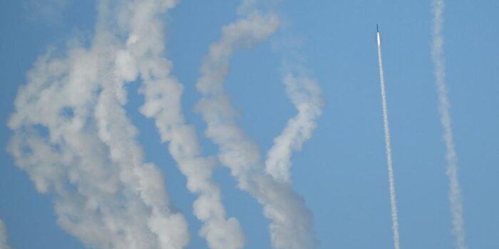 Berita Penampakan Roket China Berterbangan di Dekat Wilayah Taiwan