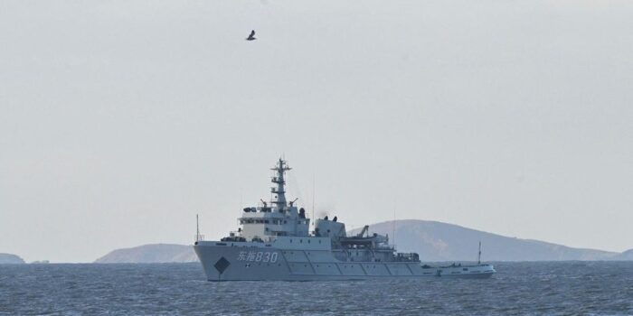 Berita Kapal Perang China Mundur dari Laut Taiwan, Taipei Masih Siaga