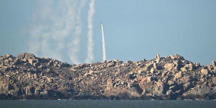 Berita Latihan Perang Hari Ke-2, China Luncurkan Rudal Sekitar Taiwan