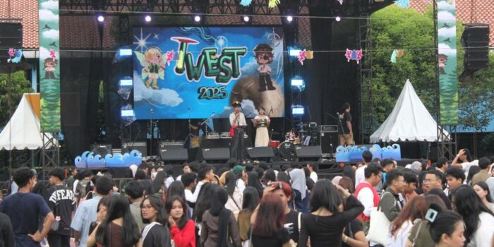 Berita TWEST 2025 SMAN 22 Jakarta Timur, Dari Lomba hingga Aksi Sosial