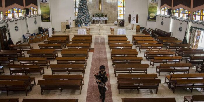 Berita Temuan Benda Mirip Bom, Polisi Tambah Pengamanan Gereja di Bandung