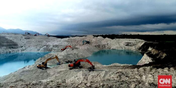 Berita Dinas Kepri Buka Suara soal Viral Pulau Kecil Rusak Akibat Tambang