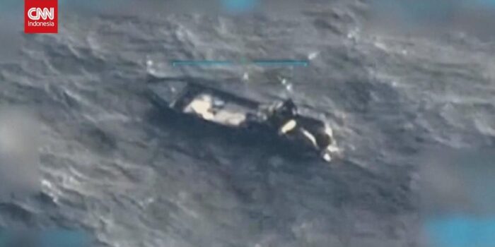 Berita AS Kembali Serang 3 Kapal di Samudra Pasifik, 8 Orang Tewas