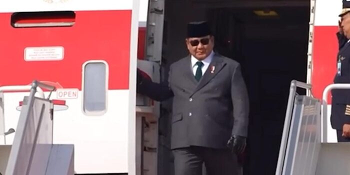 Berita Penampakan 6 Jet Tempur Pakistan Kawal Pesawat Prabowo Jelang Mendarat