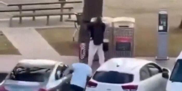 Berita Taipan Yahudi Hadiahi Muslim Perebut Senapan Penembak Sydney Rp1,6 M Berita Taipan Yahudi Hadiahi Muslim Perebut Senapan Penembak Sydney Rp1,6 M