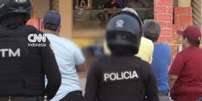 Berita Pesepakbola Mario Pineida Tewas Ditembak di Ekuador