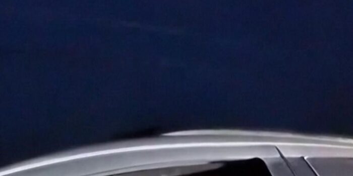 Berita Momen Polisi AS Tertawa Usai Nyaris Tilang ‘Santa Claus’ Ngebut