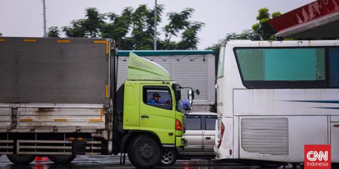 Berita Truk Sumbu Tiga Bakal Ditilang Jika Melintasi Tol saat Libur Nataru