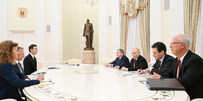 Berita Pertemuan 5 Jam Putin & Utusan Trump Bahas Ukraina Berakhir Buntu