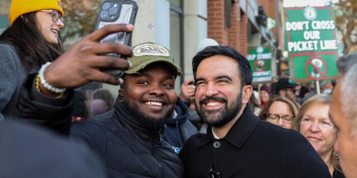 Berita Walkot NY Mamdani Dilantik 1 Januari 2026 oleh Jaksa Musuh Trump