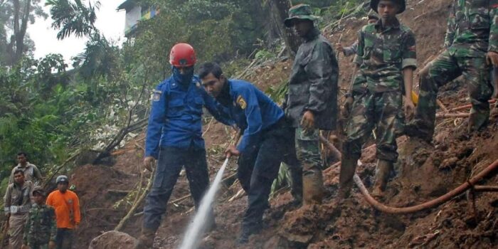 Berita Kodam Siliwangi Selidiki Dugaan Anggota TNI Hilang di Longsor Cisarua