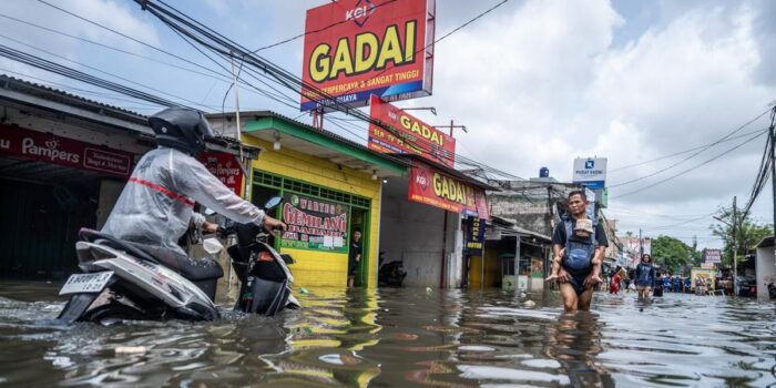 Berita 78 RT di Rawa Buaya Jakarta Terendam Banjir