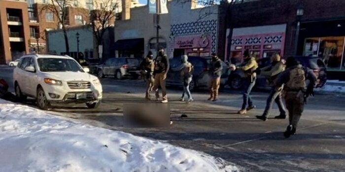 Berita Respons Keluarga Korban Tewas Ditembak Agen Imigrasi-Bea Cukai AS